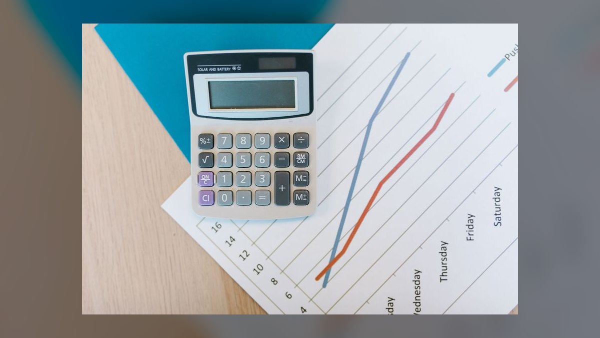 What is Snowflake net revenue retention in 2026 — figure 4