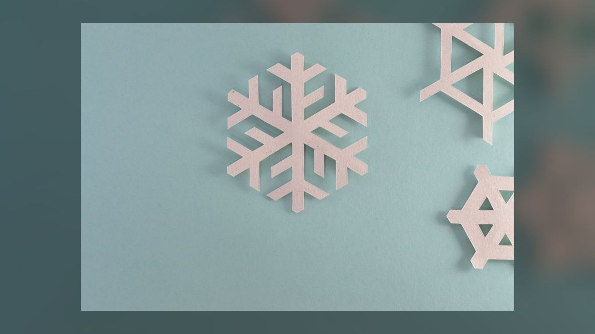 What is Snowflake playbook for the next 5B in revenue — figure 9