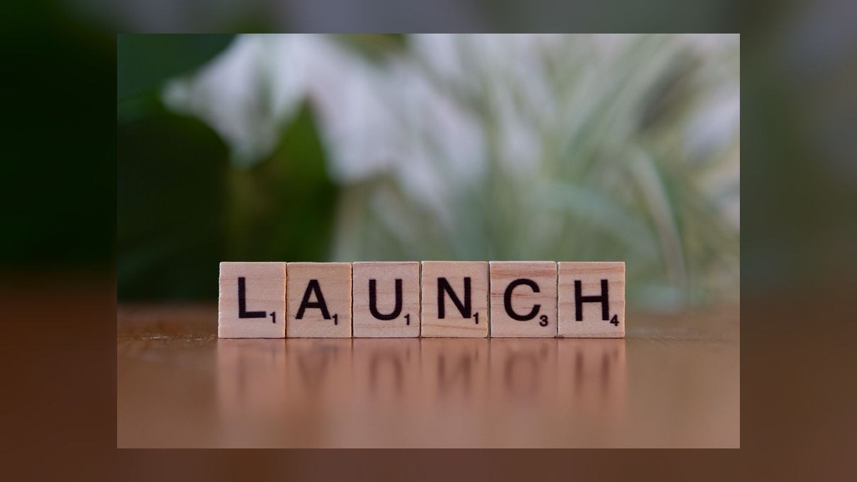 Should ServiceNow launch a vertical-SaaS sub-brand — figure 7