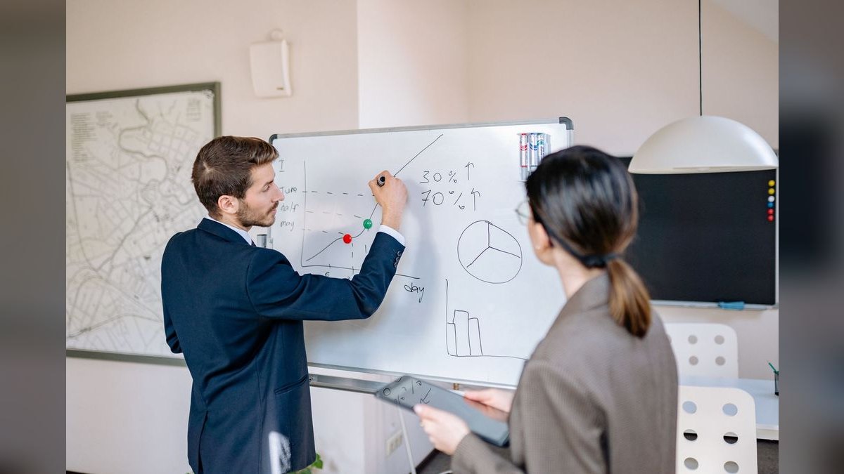 How do I get the CFO involved in a deal without losing my champion — figure 3