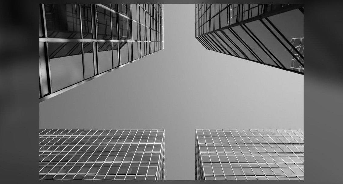 Outreach vs HubSpot — which should you buy?