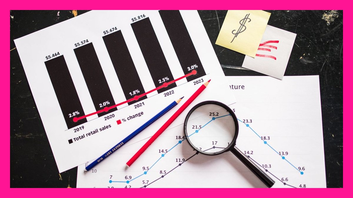 How do you run an effective weekly sales forecast call in 2027?