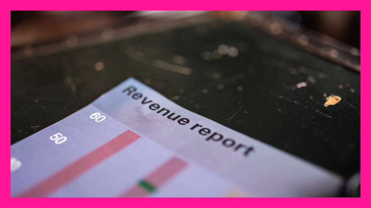 How do you build a revenue forecast a CFO will actually trust in 2027?