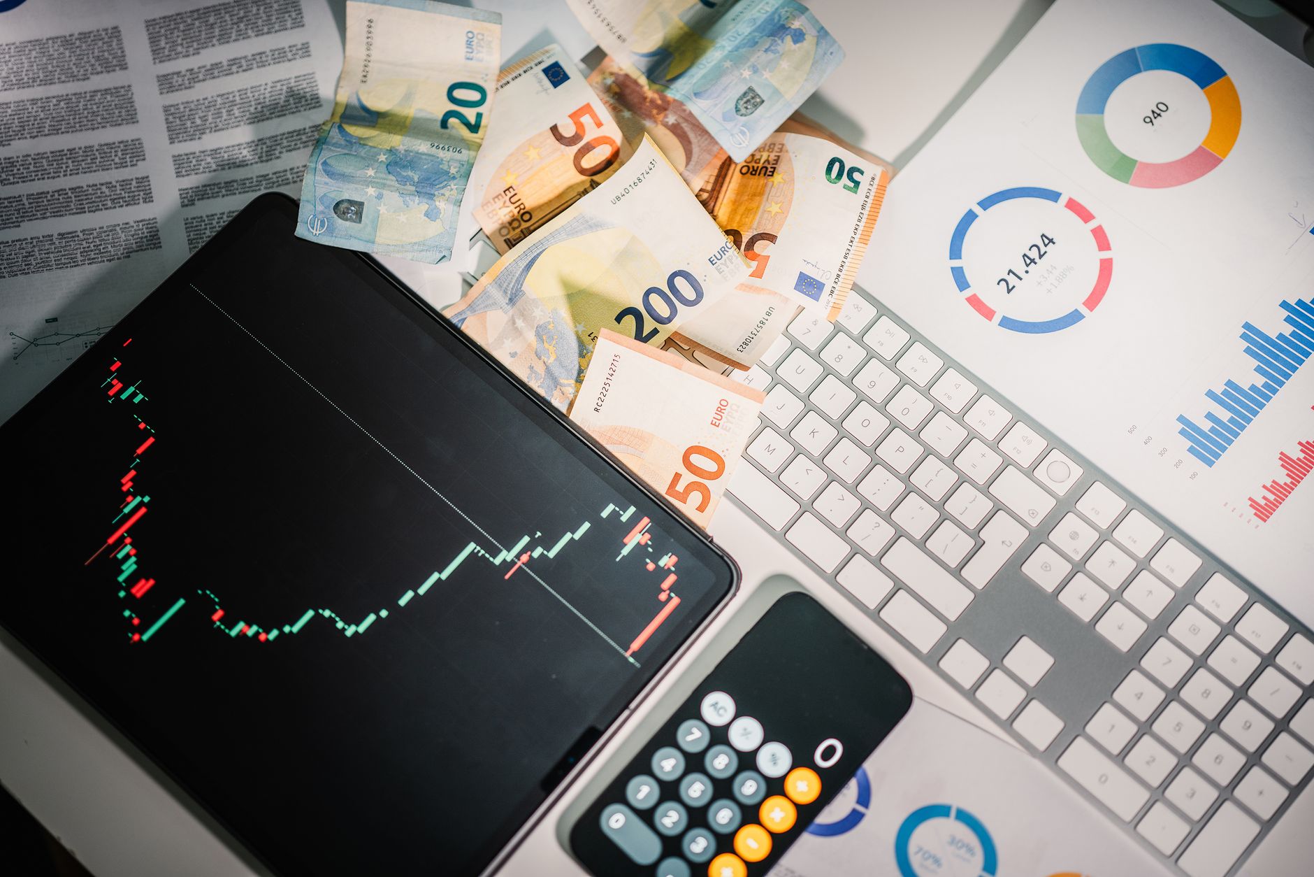 How do you standardize your lead-to-cash process across sales, marketing, and CS in 2027 — figure 1