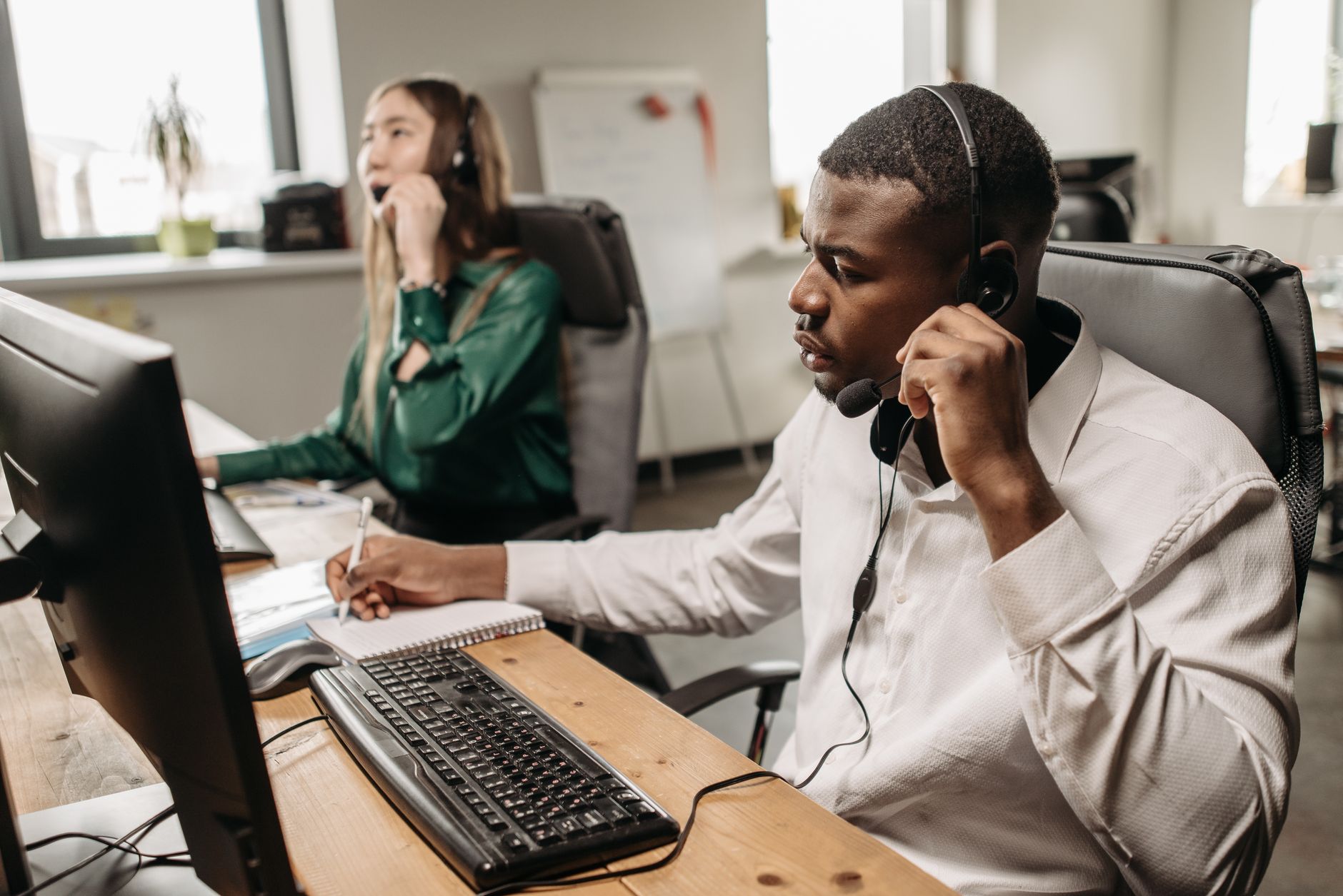 How do you predict customer churn before it happens in 2027 — figure 2