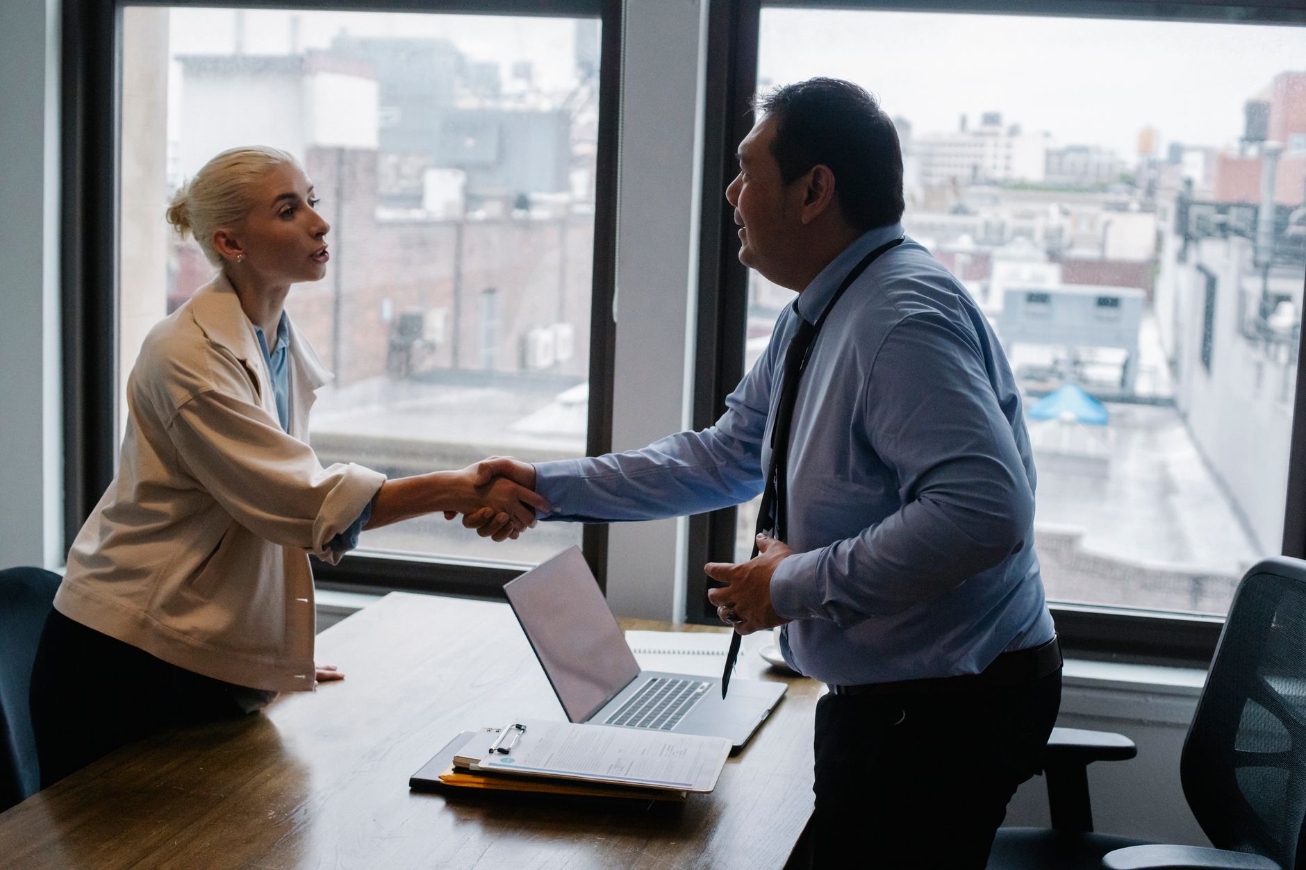 How do you hire sales reps who ramp faster in 2027 — figure 2