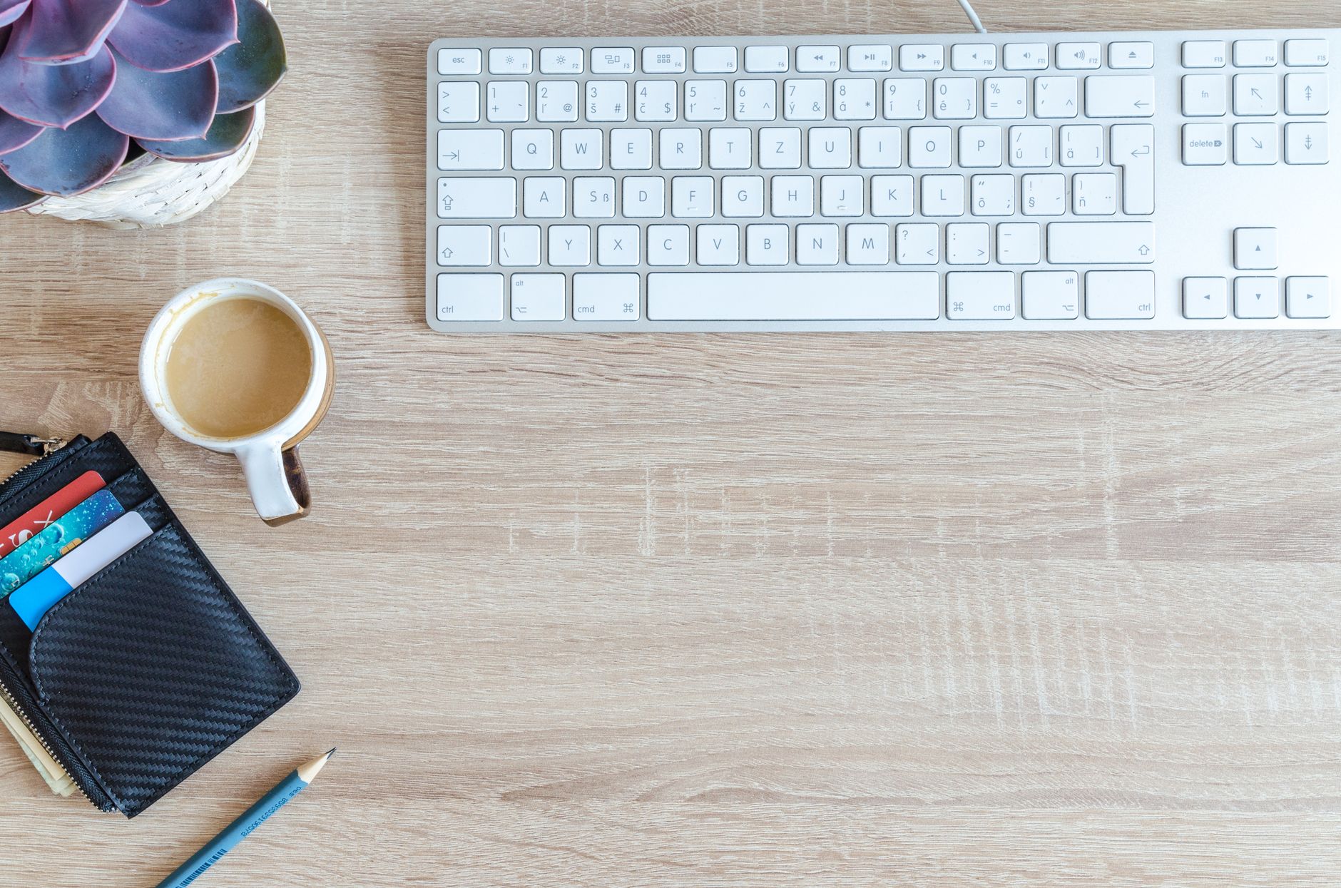 How do you choose a CRM that won't be obsolete in 2027 — figure 1