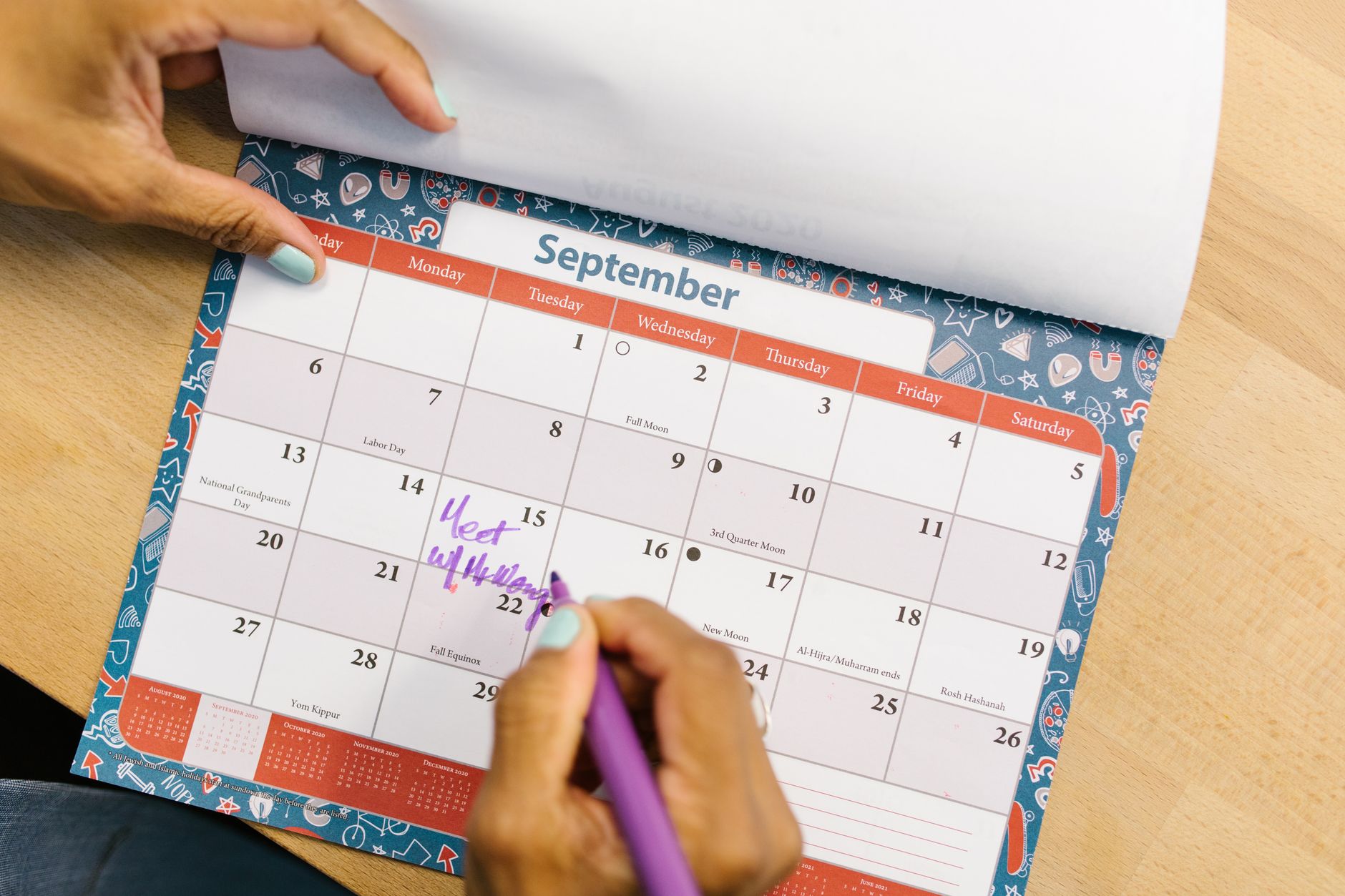What does a 30-60-90 day sales onboarding plan look like in 2027 — figure 1
