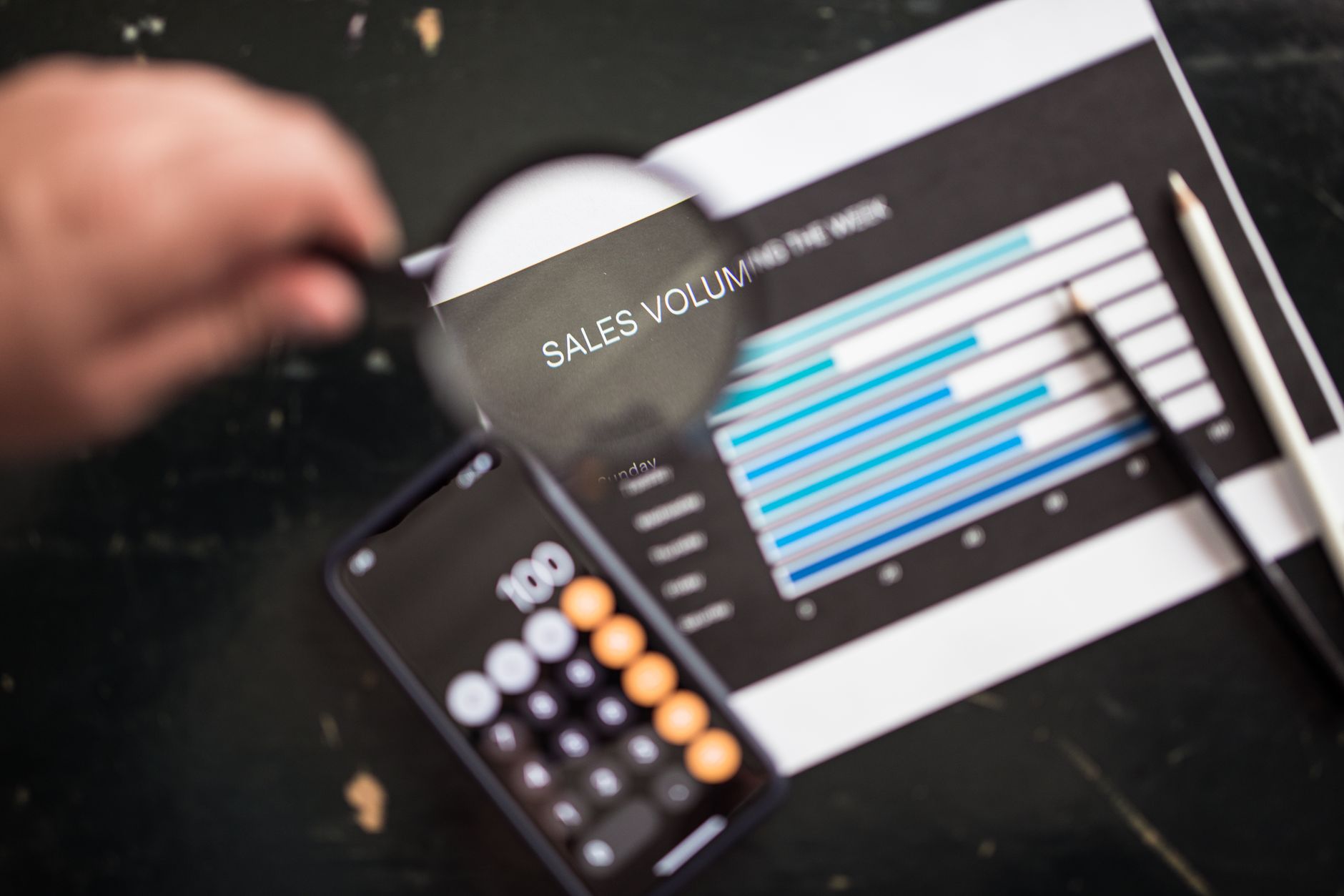 How do you design a sales compensation plan that motivates reps without overpaying in 2027 — figure 1