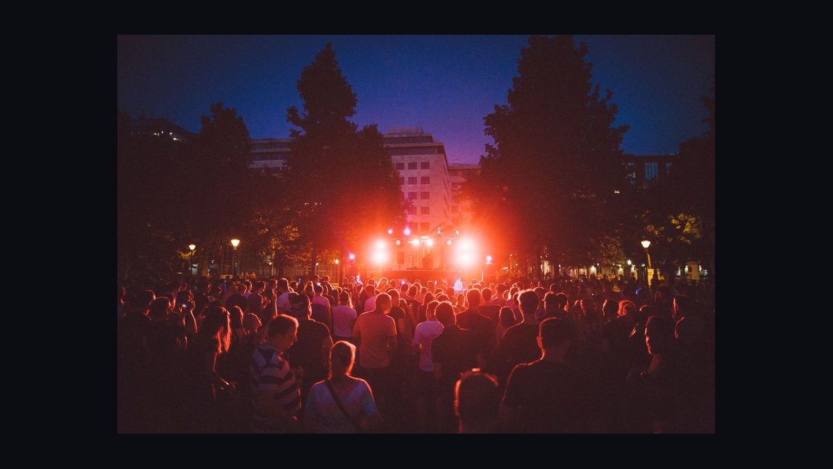 What are the best outdoor concerts to see this summer — figure 8
