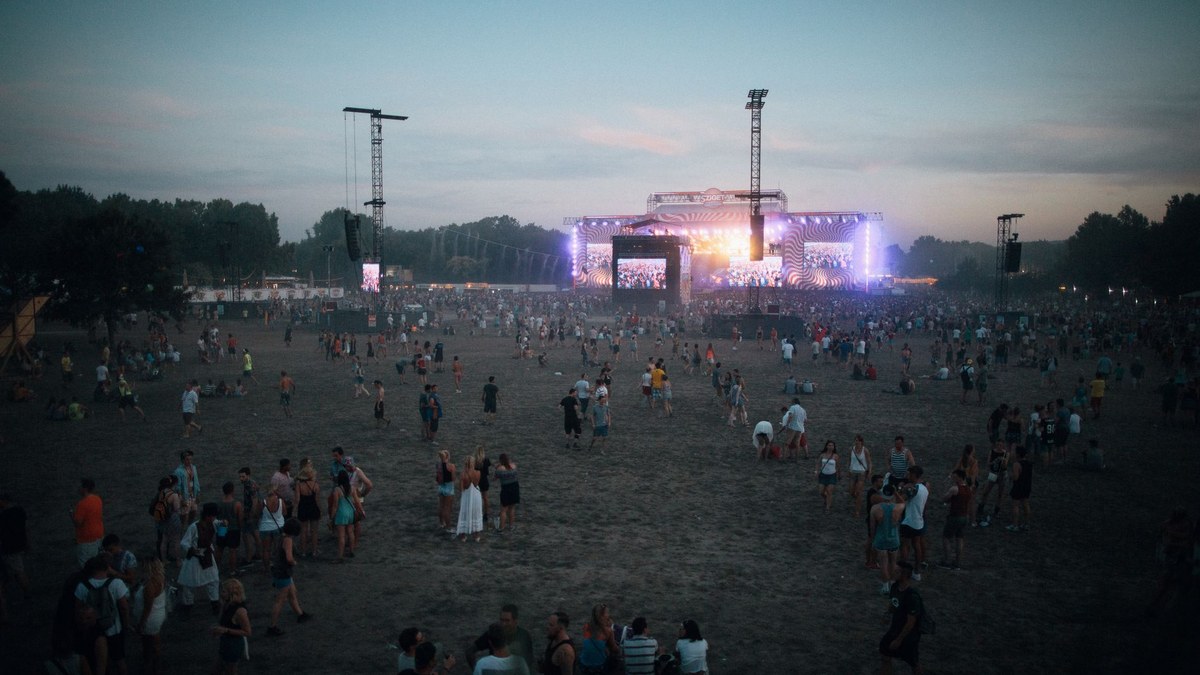 What are the best outdoor concerts to see this summer?