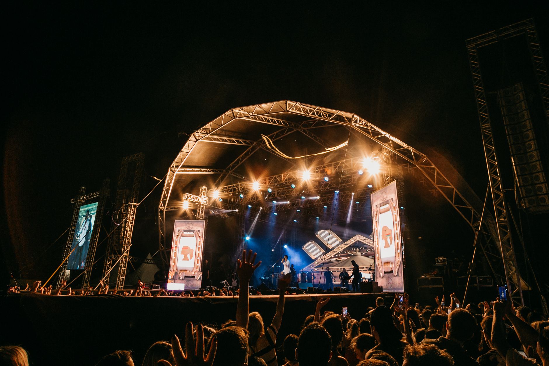 What are the best outdoor concerts to see this summer — figure 6