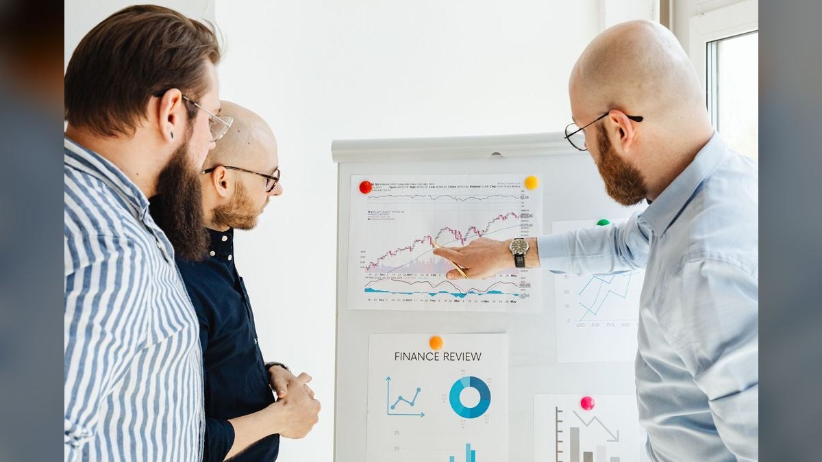 How do I run a quarterly business review that drives expansion — figure 2