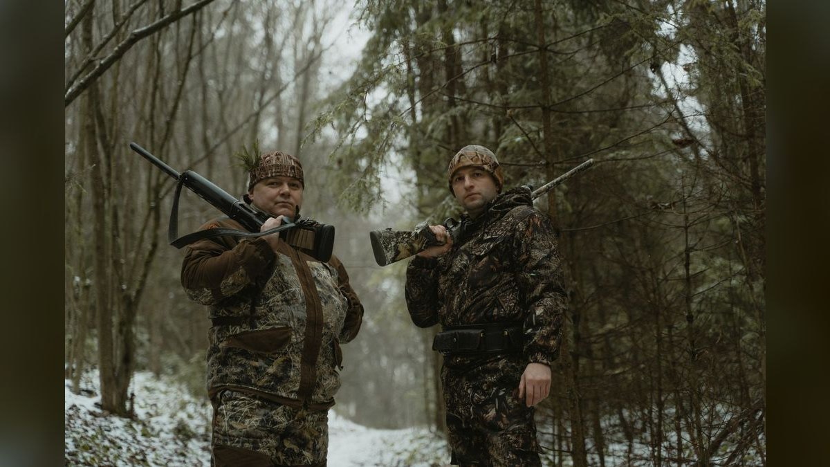 What's the difference between hunters and farmers and when to hire each — figure 1