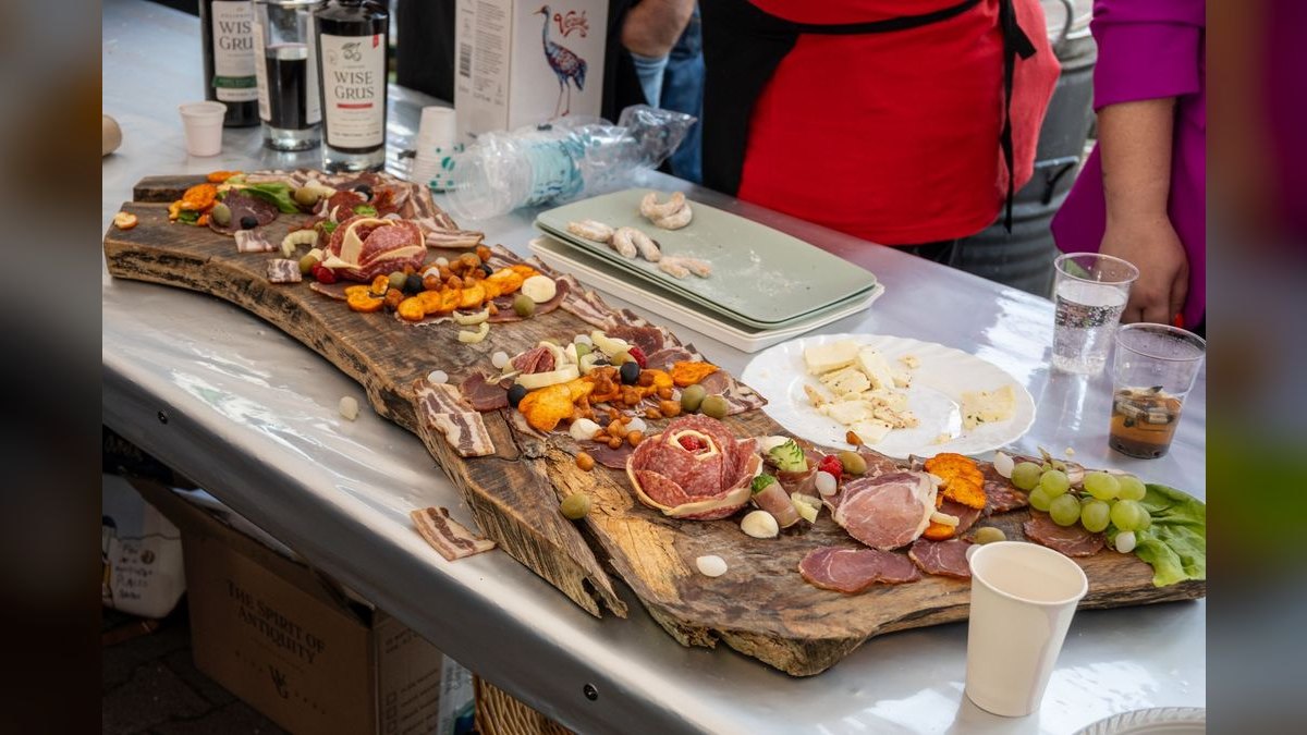 How do you start a charcuterie board business in 2027 — figure 5
