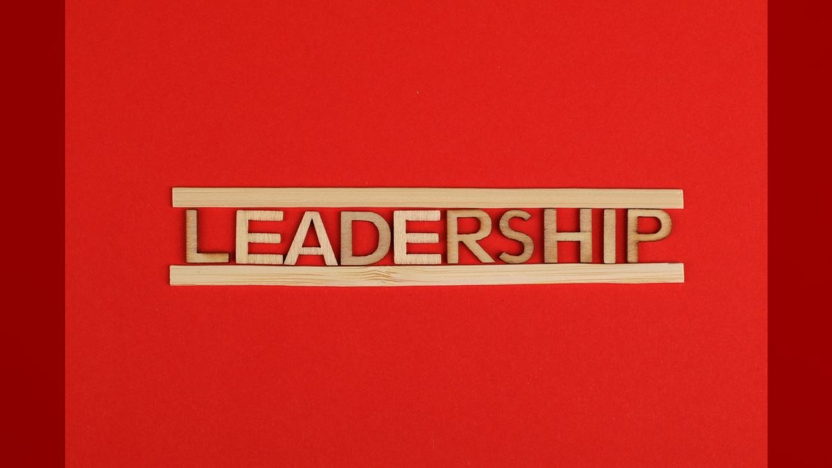 How do I structure a sales-leadership interview for VP Sales candidates — figure 3