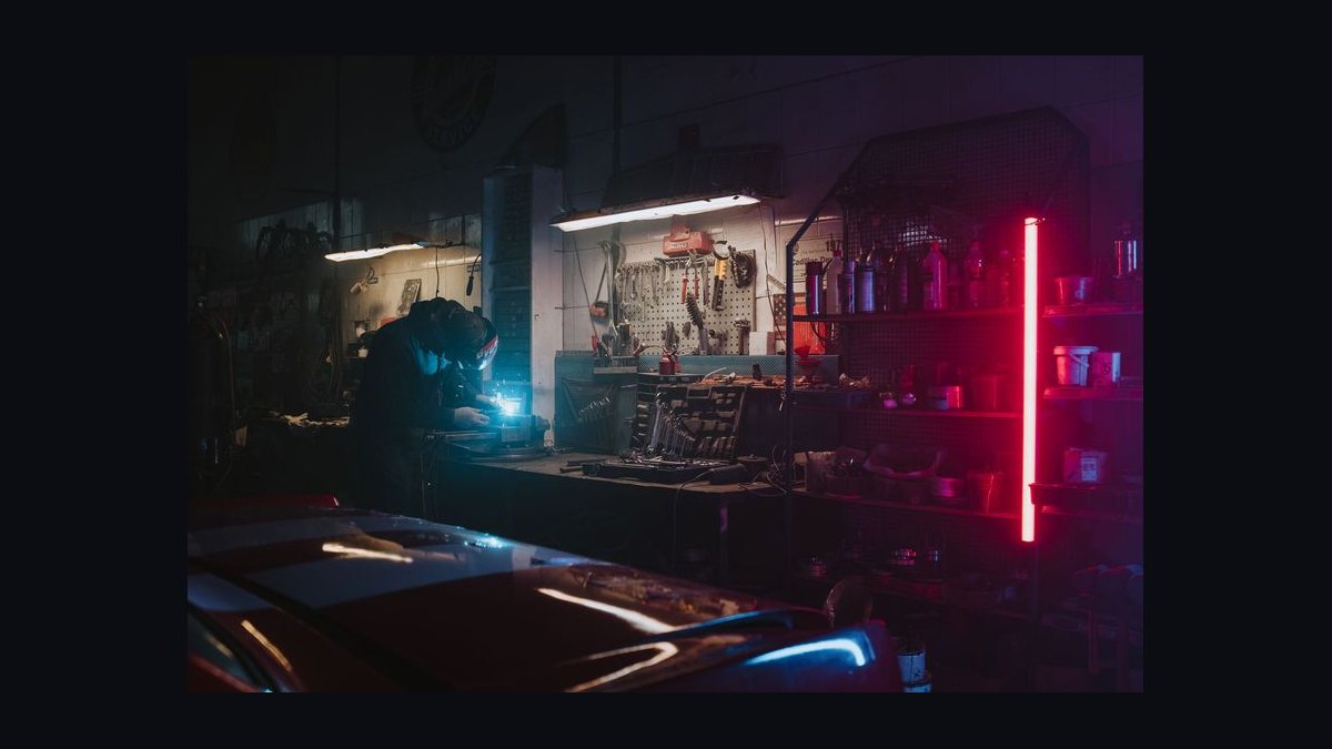 How do you start a garage door repair business in 2027?