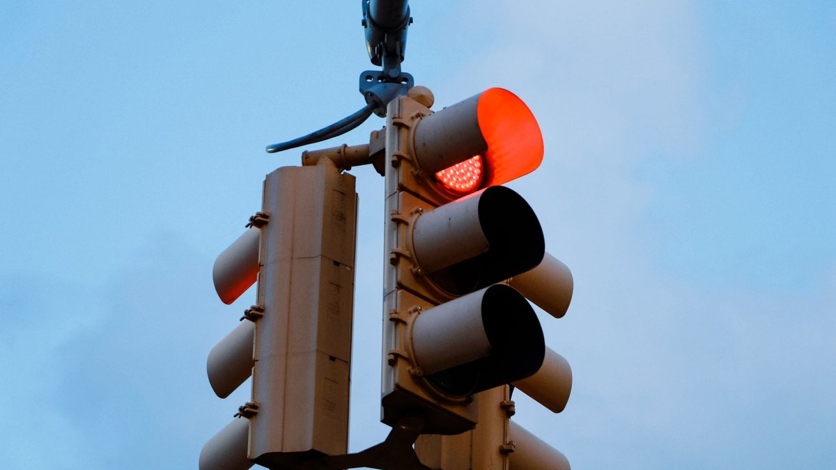 What signals from a CRM tell you a deal is about to slip 30+ days before it actually does?
