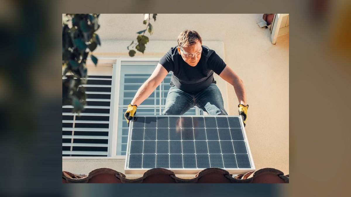 How do you start a solar panel cleaning business in 2027 — figure 8