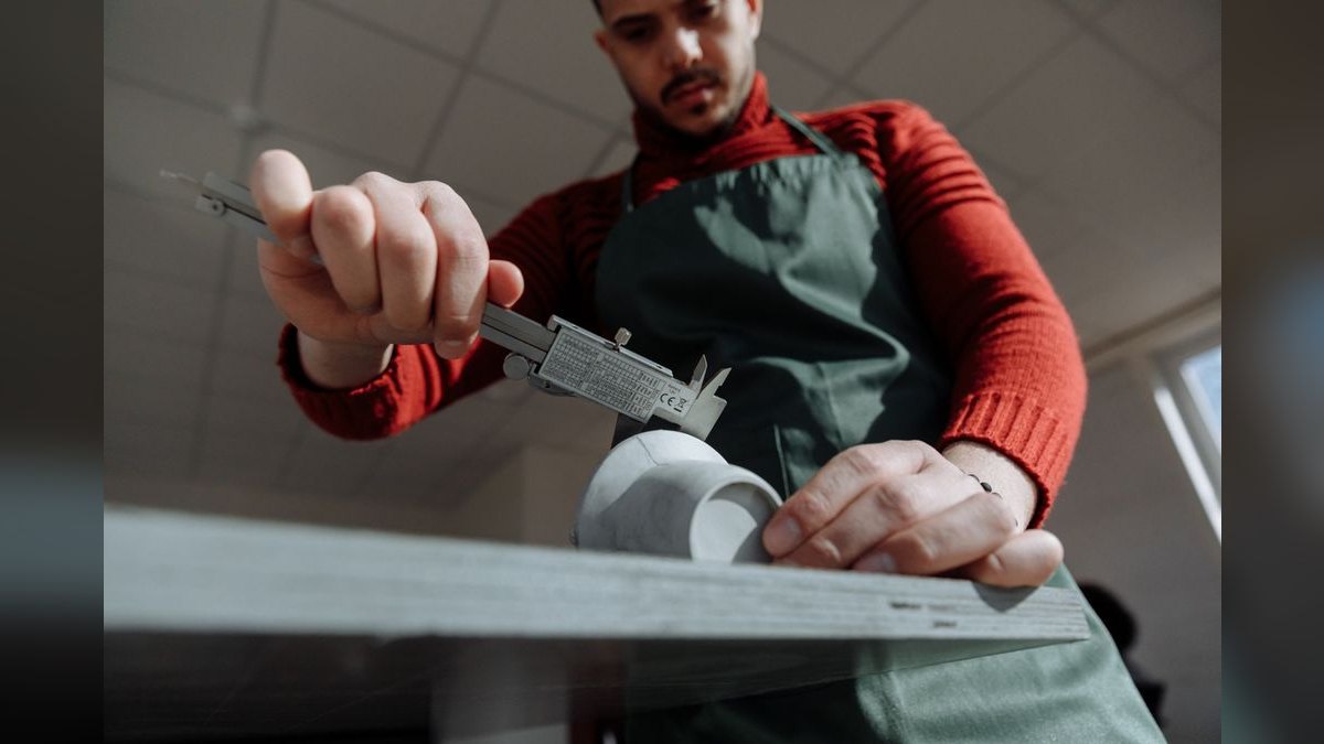 How do you measure SE (sales engineer) ROI without making them feel like commodities?