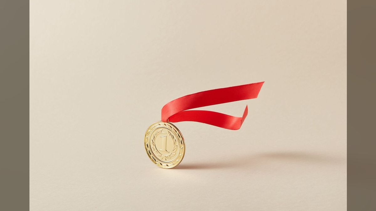 How do you design a sales contest that doesn't tank pipeline quality after it ends — figure 1