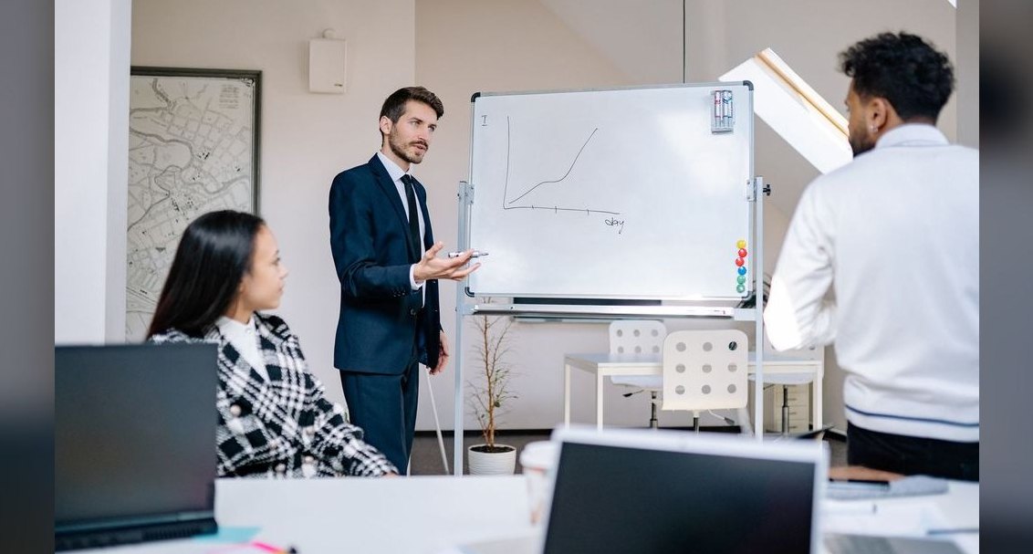 How do you onboard a CRO who's never sold your product category before?