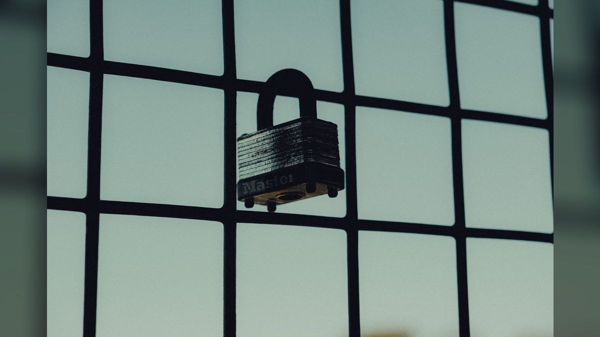 Security blockers from the procurement/legal team are delaying close. How do we move past SOC 2, penetration testing, and audit compliance — figure 2