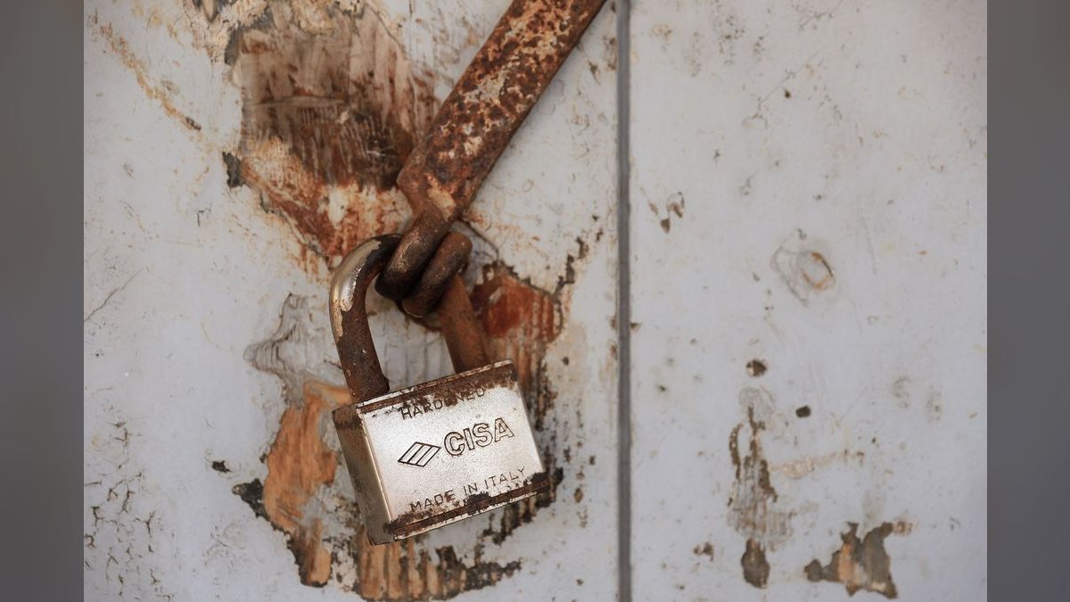 Security blockers from the procurement/legal team are delaying close. How do we move past SOC 2, penetration testing, and audit compliance — figure 3