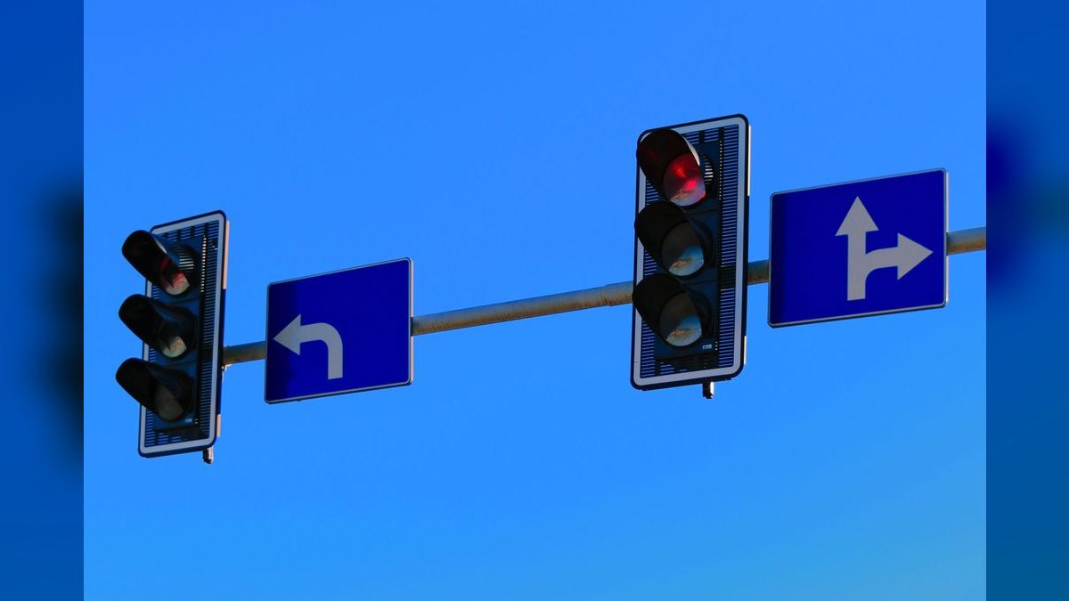 What's the right interview signal for sales coaching ability — figure 4