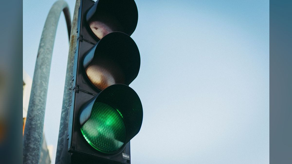 What's the right interview signal for sales coaching ability — figure 5