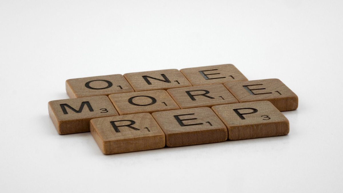 How do I get reps to log accurate next steps in CRM?