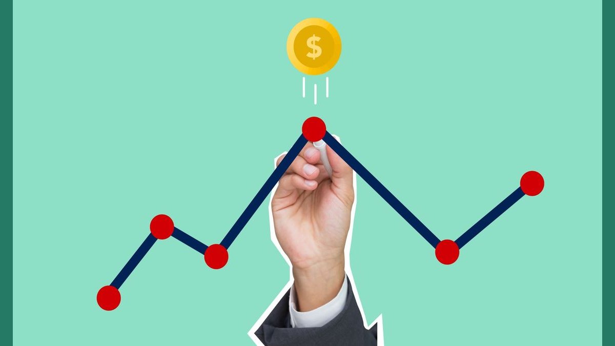 How do we build a competitive taxonomy that scales across multiple deal types and buyer personas?