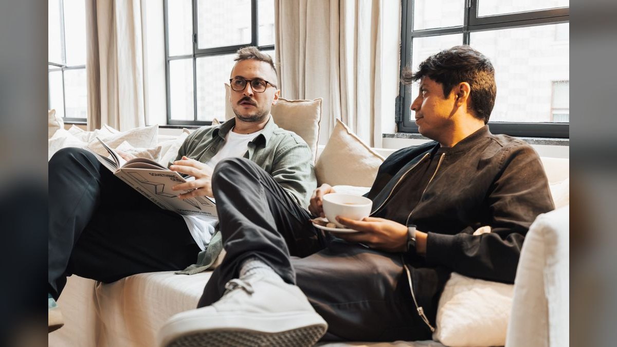 What's the right ratio of talking to listening on a discovery call — figure 6
