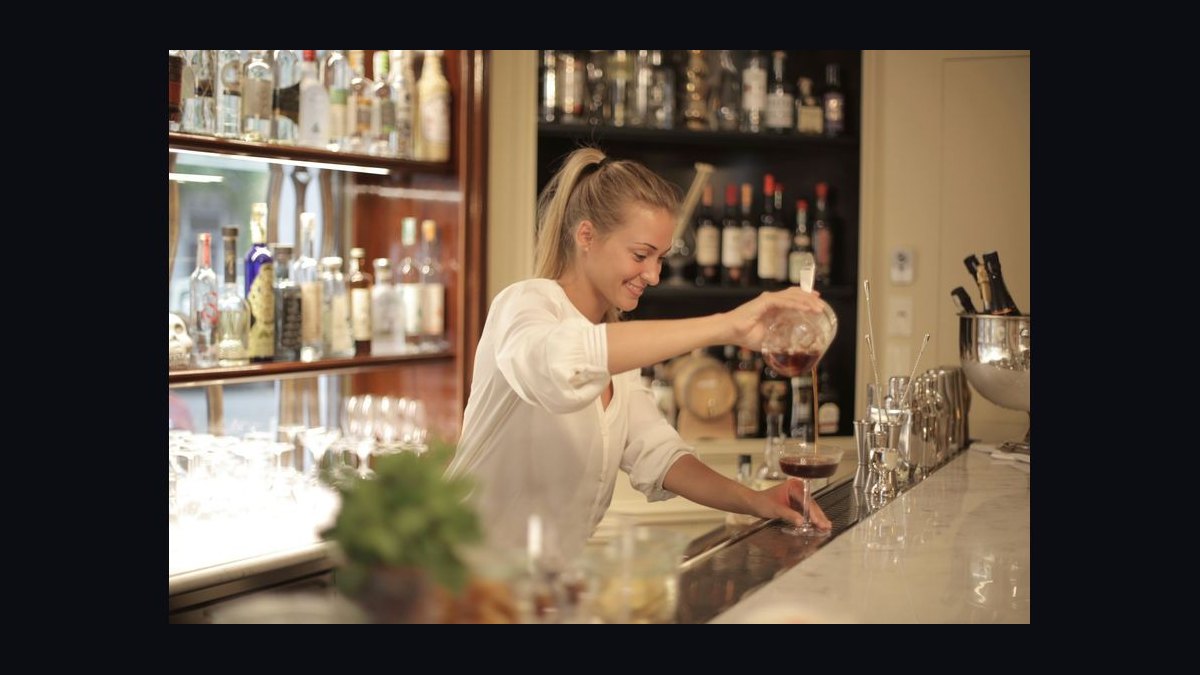 How do you start a wine bar business in 2027 — figure 6