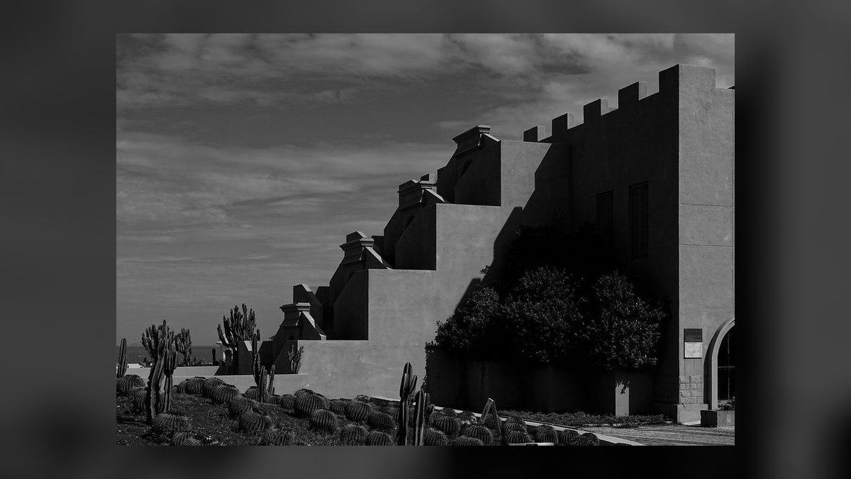 How do you deploy a custom RevOps dashboard architecture on Netlify — figure 10