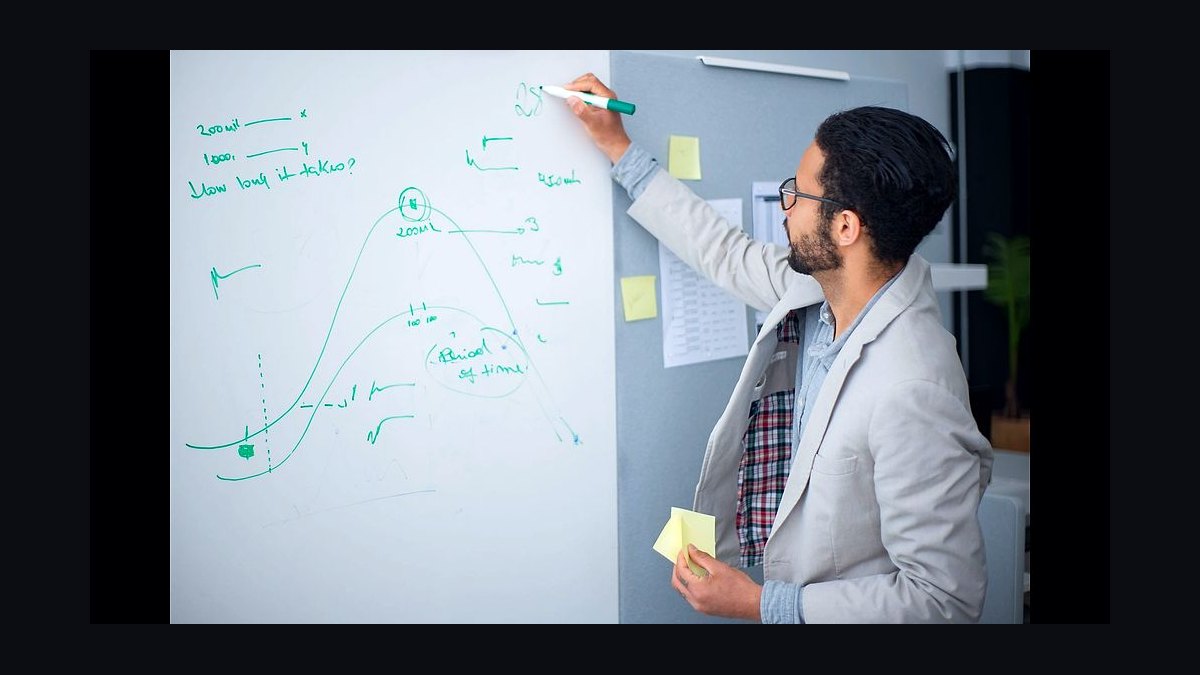 How do you map white space in enterprise accounts for expansion campaigns in 2027?
