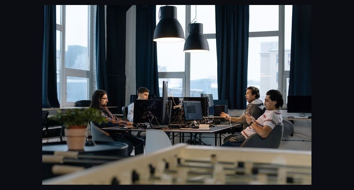 Revenue Architecture for Open-Source Commercial Companies — The Complete Operator Guide in 2027