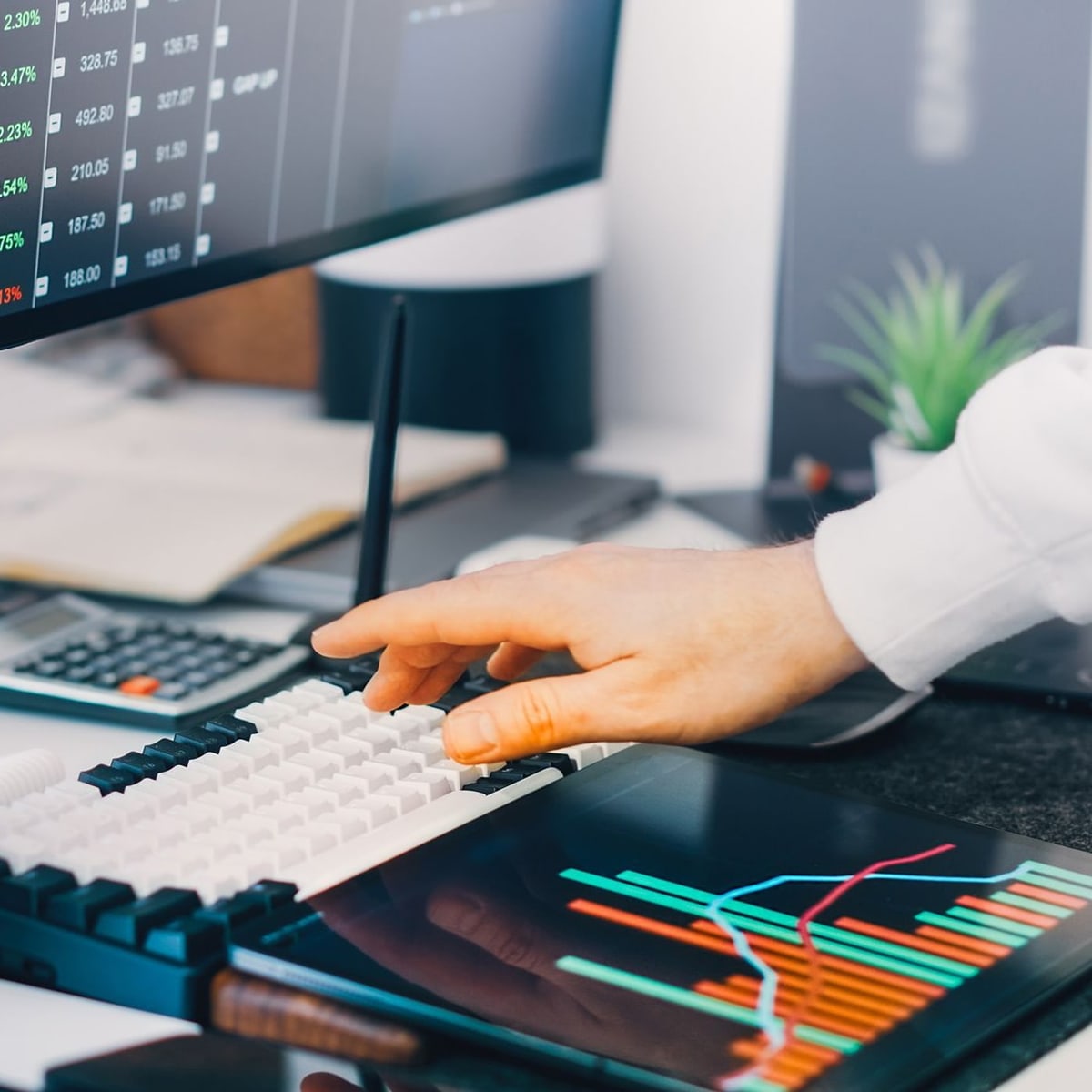 Revenue Architecture for Procurement / Spend Management Software in 2027 — The Complete Operator Guide