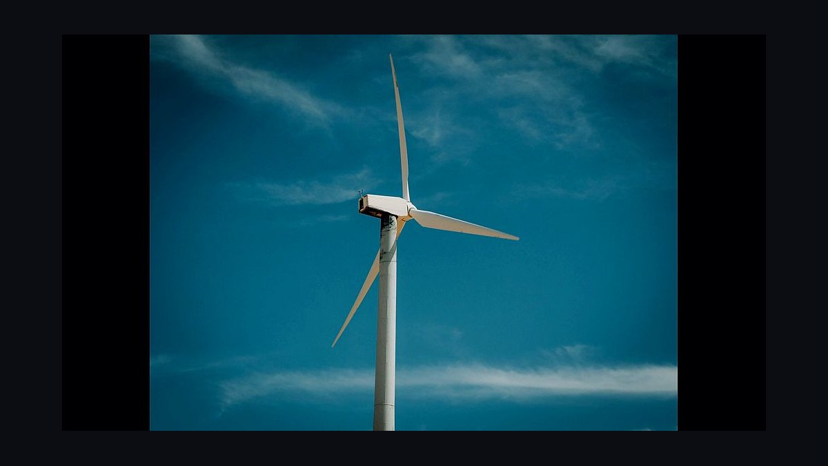 Revenue Architecture for Renewable Energy Trading Software — The Complete Operator Guide in 2027