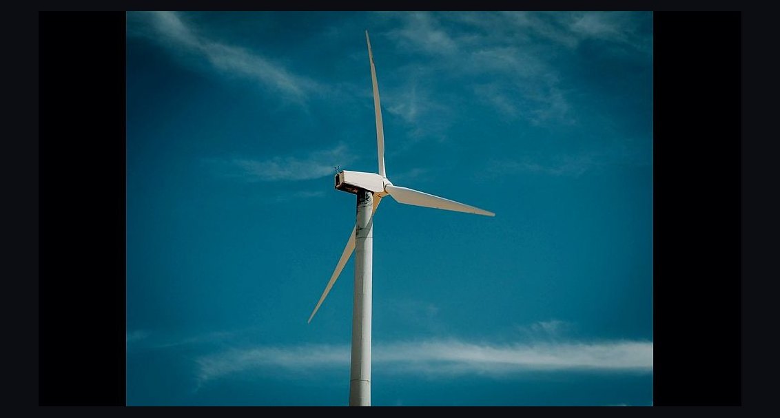 Revenue Architecture for Renewable Energy Trading Software — The Complete Operator Guide in 2027