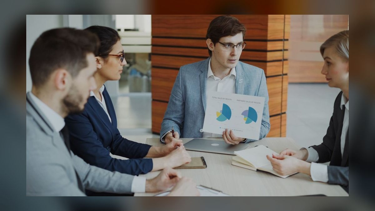 Sales Org Chart for B2B Professional Services Firms in 2027 — figure 7