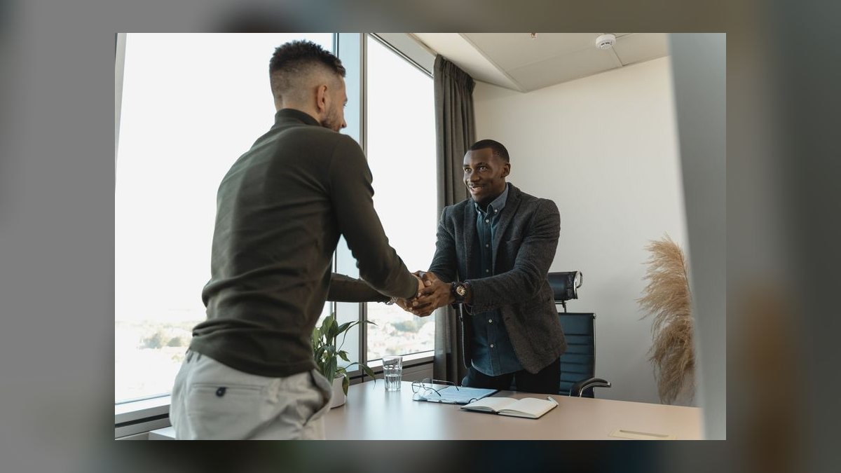 When to Hire Your First Sales Engineer in 2027 — figure 9