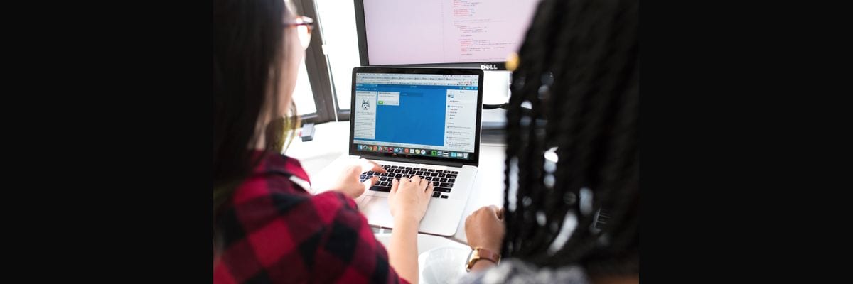 White-Glove vs Self-Serve Onboarding Models for SaaS in 2027