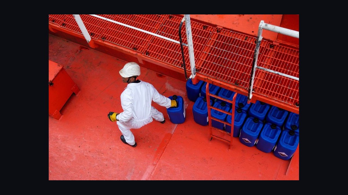 How do you architect revenue operations for a maritime logistics company in 2027?