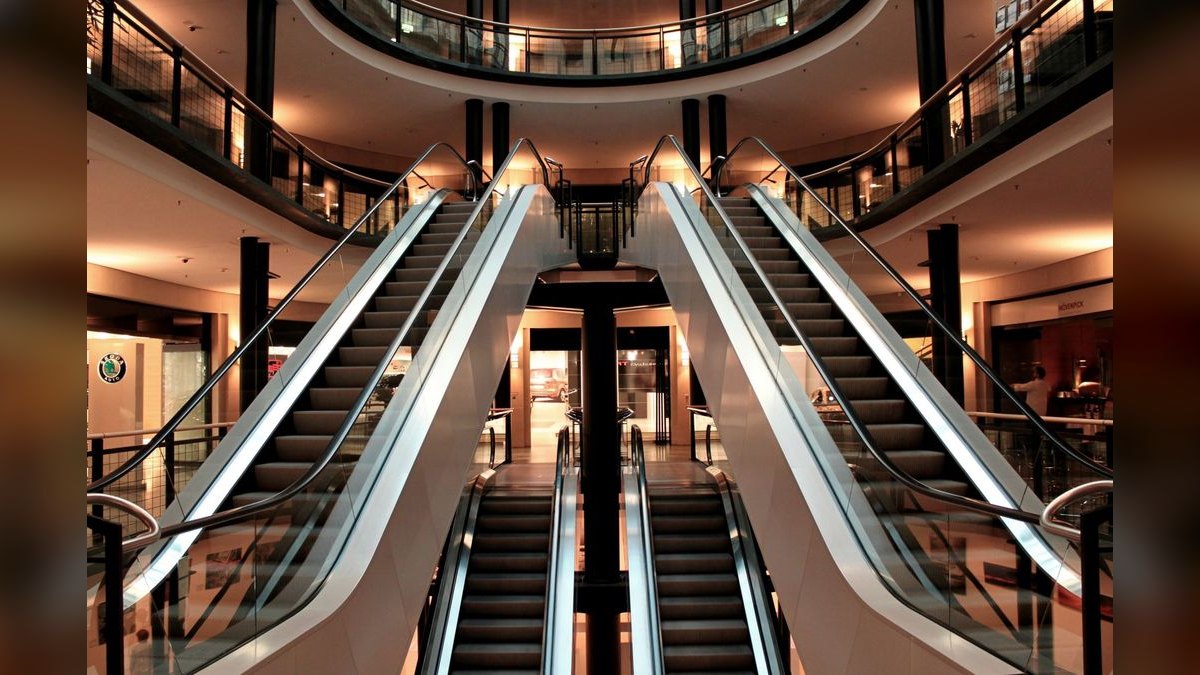 Revenue Architecture for Retail Analytics SaaS in 2027 — figure 5