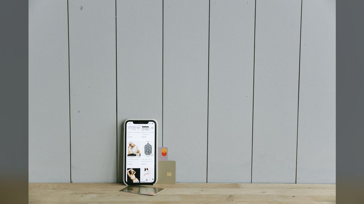 Revenue Architecture for Ecommerce Enablement Platforms in 2027 — figure 4