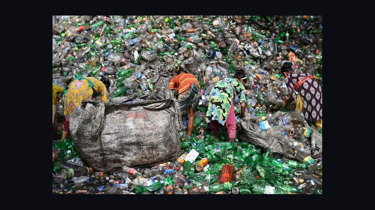 Architecting Revenue for Waste Management Firms: Recycling Credits, Landfill Fees, and Commercial Contracts — figure 7
