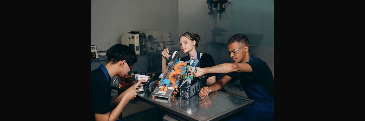 How do you architect revenue operations for a robotics company in 2027?