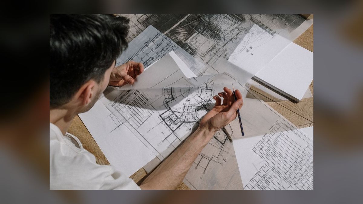 How do you architect revenue ops for a commercial landscaping company in 2027 — figure 9