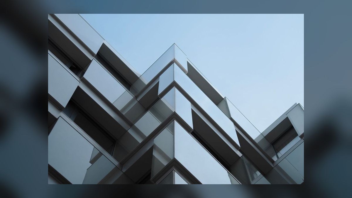 When is the right time to split revenue architecture from sales ops in 2027 — figure 5